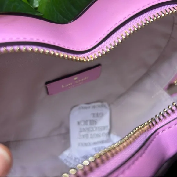 NWT Kate Spade Pink Heart-Shaped Bag - Picture 7 of 8